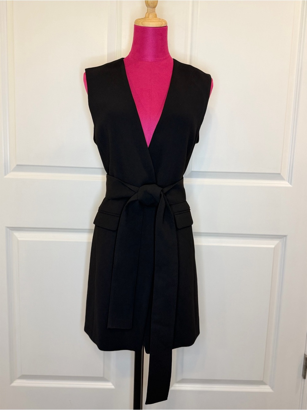 NWT  J. Crew 365 Long Black Lined Sleeveless Belted Vest Size 8